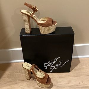 ALICE & OLIVIA Platform Sandals